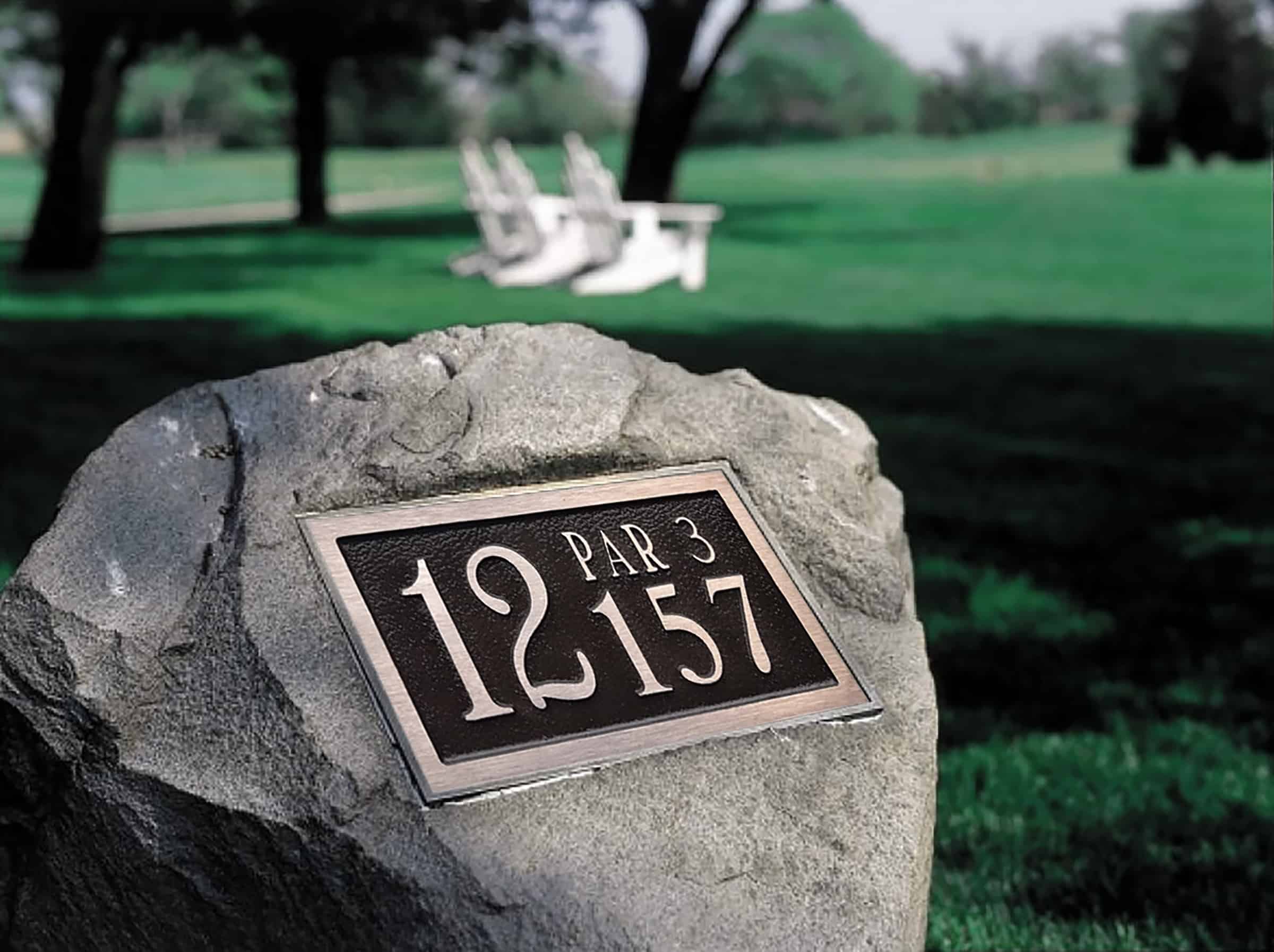 Bronze tee marker 12 Par 3