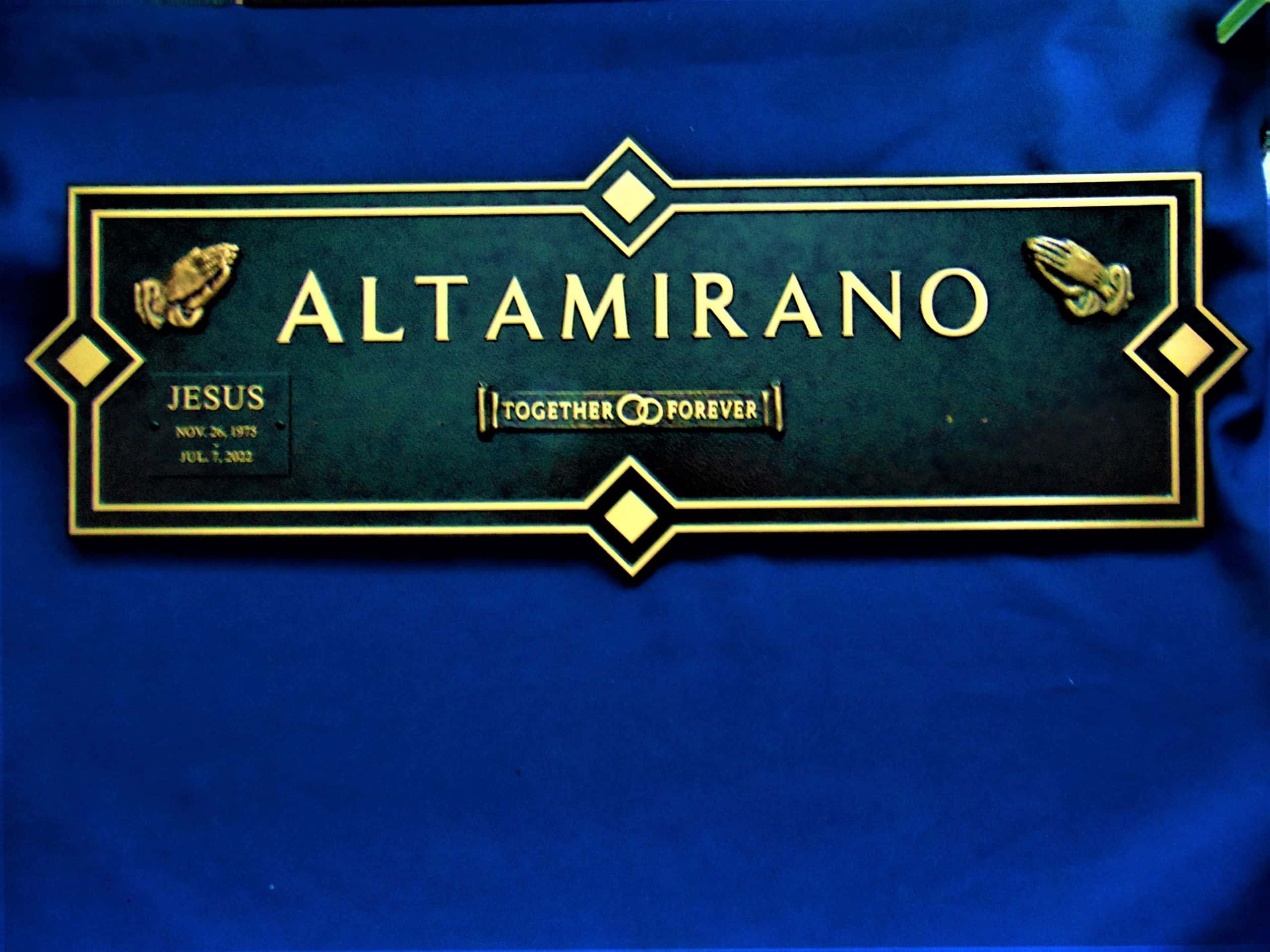 Altamirano bronze niche marker